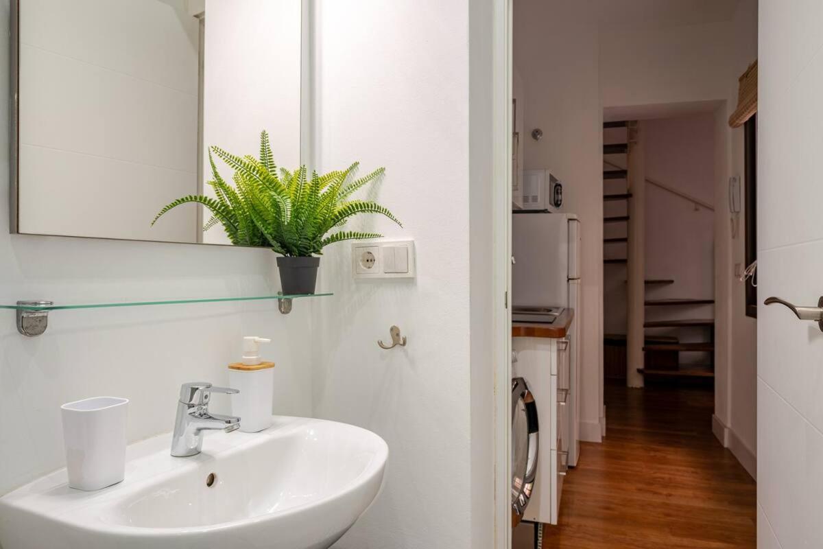 Beautiful Ground Floor Duplex In The Heart Of Appartamento Siviglia